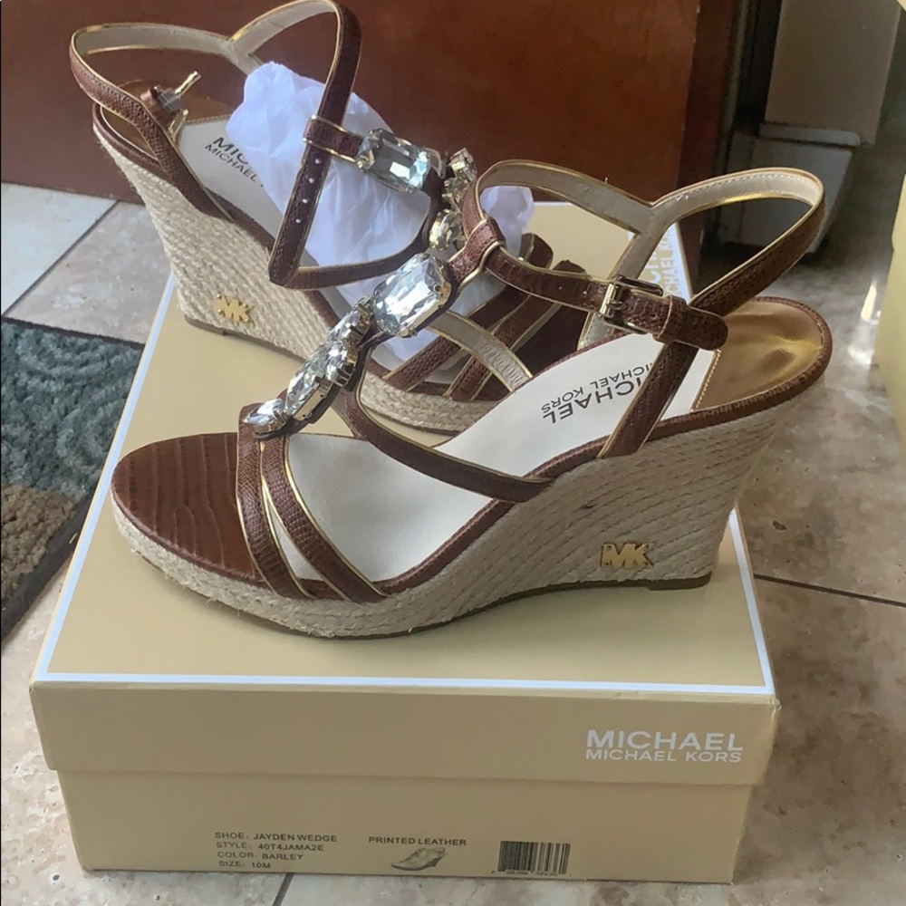 MK Jayden wedge size 10m